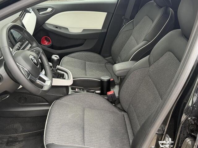 Renault CLIO 1.0 TCe 90 Techno / Clima / Navi / Carplay / Camera / 16" lm velgen / Donker glas