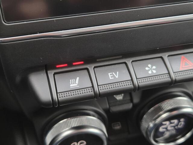 Renault CLIO 1.6 E-Tech Full Hybrid 145 techno Automaat / Fabrieksgarantie tot 04-2027 / All season banden / Pack winter / Rondomzicht camera / Stuur- & Stoel verwarming / Apple Carplay Android Auto / cruise control / draadloze telefoonlader /