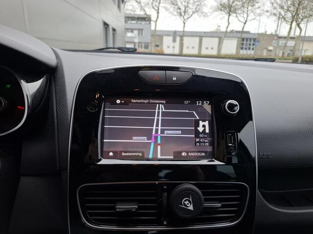 Renault CLIO 0.9 TCe Limited Navi/Led/Cruise/Airco ?