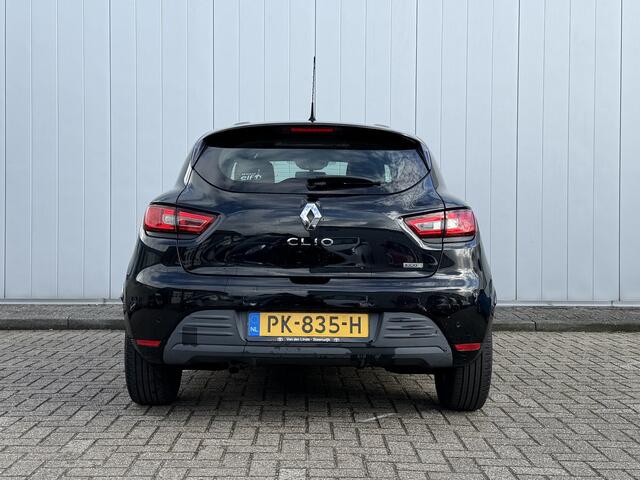 Renault CLIO 0.9 TCe Zen NL Auto Parkeersensoren Navigatie Airco Cruise Control