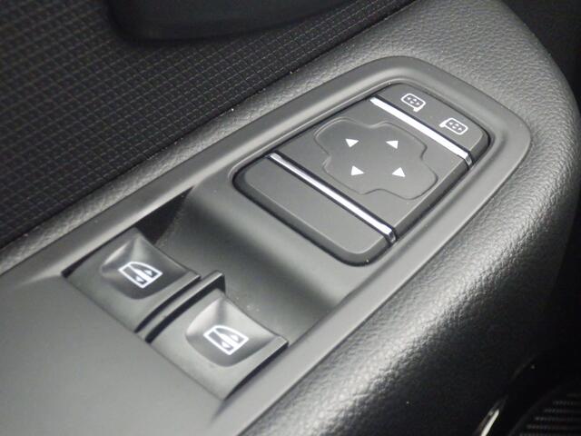 Renault CLIO Estate 0.9 TCe Zen, Cruise, Trekhaak, Navi, NL/NAP!