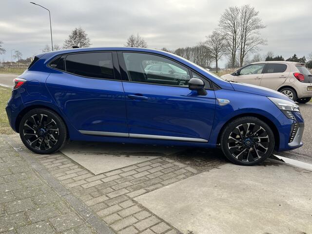 Renault CLIO 1.6 E-Tech Full Hybrid 145PK esprit Alpine / Bose / 360' Camera / Apple Carplay - Android Auto / Blind spot / LMV /