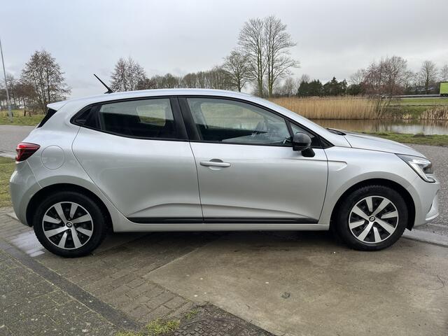 Renault CLIO 1.0 TCe 90 Equilibre / Apple Carplay - Android Auto / Airco / Cruise / Navi /