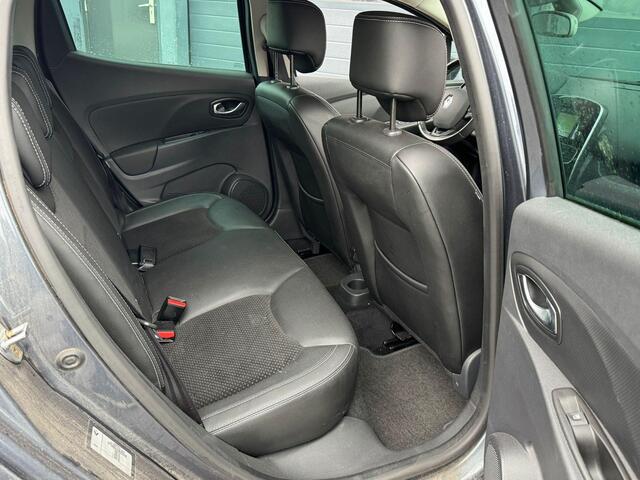 Renault CLIO 1.2 TCE INTENS I AUTOMAAT I TREKHAAK I R-LINK I STOELVERWARMING