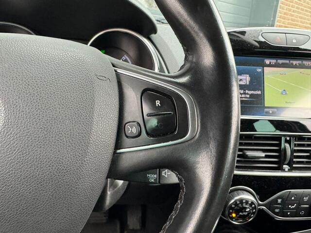 Renault CLIO 1.2 TCE INTENS I AUTOMAAT I TREKHAAK I R-LINK I STOELVERWARMING