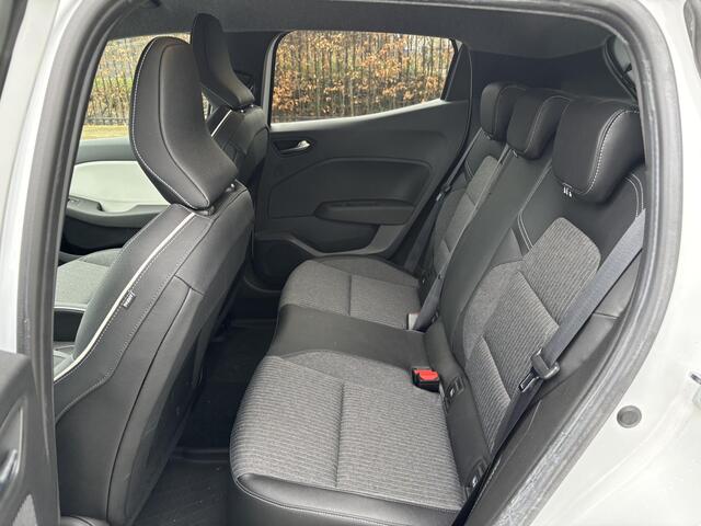 Renault CLIO 1.6 E-Tech Hybrid 145 Techno | 1e Eig | Lage km. stand |