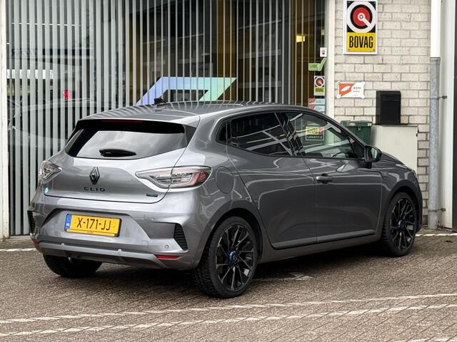 Renault CLIO 1.6 E-Tech Full Hybrid 145 esprit Alpine | NAP | Cruis Control adaptief | 360 graden camera | Navigatie | Climate Control | DAB |