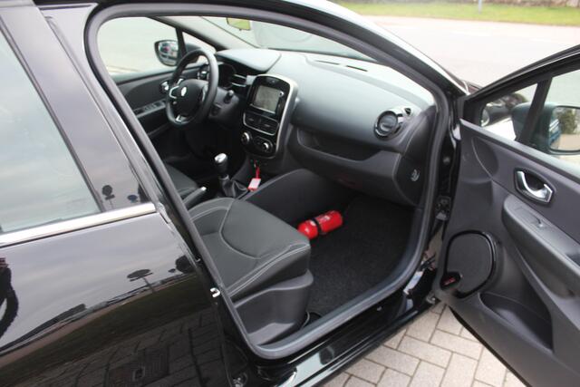 Renault CLIO Estate 0.9 TCe Intens Clima-Cruise-Navi-PDC-Trekhaak !! 12 Maanden Bovag Garantie