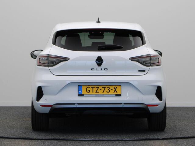 Renault CLIO 1.6 E-Tech Full Hybrid 145pk esprit Alpine | BOSE | Stoel- en stuurwielverwarming | Parkeersensoren voor en achter | Adaptive cruise |