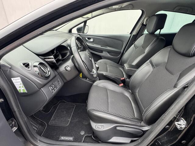 Renault CLIO TCe 90 Intens Stoelverwarming / Parkeersensoren achter / Navigatiesysteem full map / Lichtmetalen velgen 16" / allseason banden / Cruise control / Automatische airco