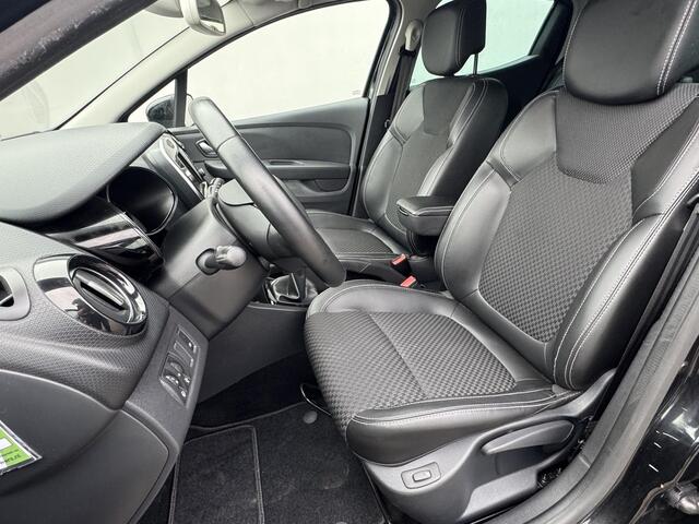 Renault CLIO TCe 90 Intens Stoelverwarming / Parkeersensoren achter / Navigatiesysteem full map / Lichtmetalen velgen 16" / allseason banden / Cruise control / Automatische airco