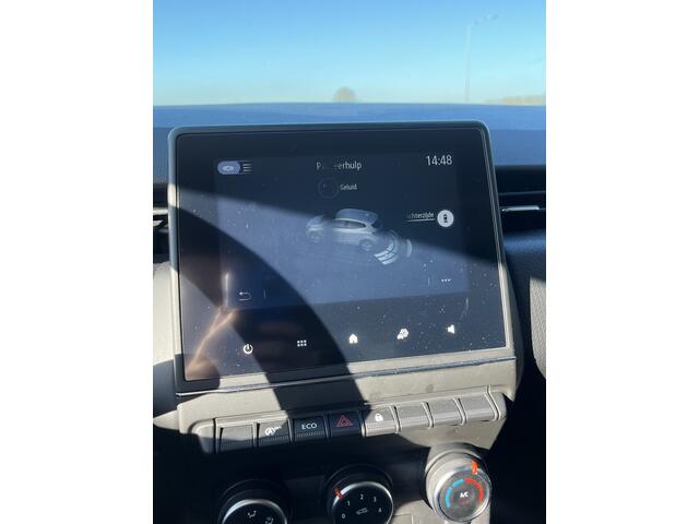 Renault CLIO 1.0 TCe / Apple Carplay - Android Auto / Airco / Parkeersensoren. Achter / Elek Ramen V /