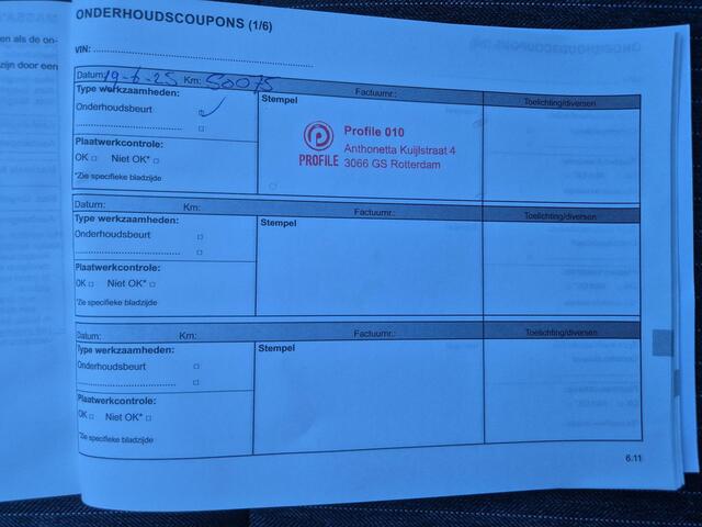 Renault CLIO 1.0 TCe 90 Techno Handgeschakeld / All season banden / draadloze telefoonlader / Achteruitrijcamera / Cruise control / Apple Carplay Android Auto / Keyless Entry/Start / Climate control / Parkeersensoren voor en achter /