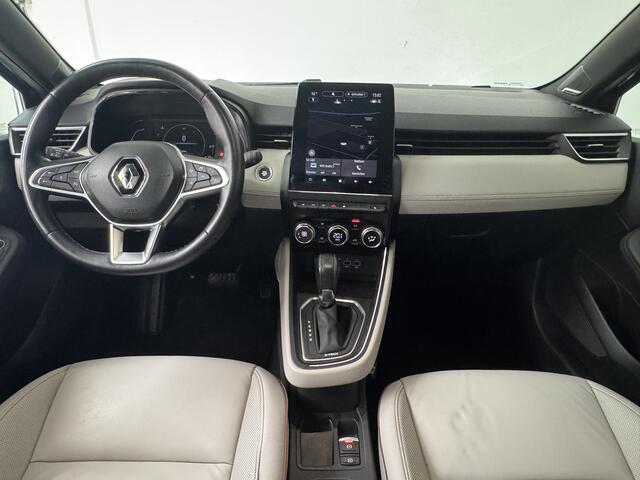 Renault CLIO 1.6 E-Tech Hybrid 140 Initiale Paris | Leder | BOSE | Stoelverwarming | Navigatie | Achteruitrijcamera |