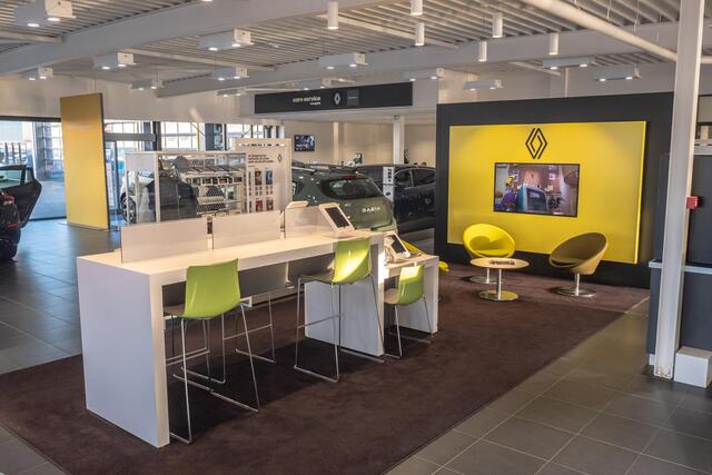 Renault CLIO Hybrid 160pk esprit Alpine | Harman kardon | Active driver assist | 18" lichtmetalen velgen |