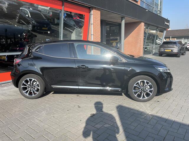 Renault CLIO 1.6 E-Tech Full Hybrid 145 techno