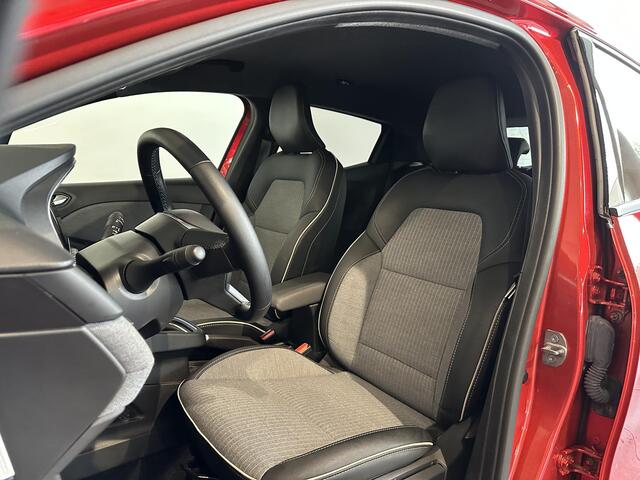 Renault CLIO 1.6 E-Tech Full Hybrid 145 techno GROOT SCHEM | NAVIGATIE | ACHTERUITRIJCAMERA | PARKEERSENSOREN ACHTER | CLIMATE CONTROL