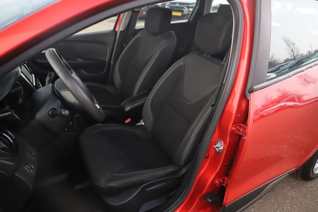 Renault CLIO 0.9 TCe Zen Navigatie Bluetooth Airco Cruise Control Parkeersensor Parelmoer Rood Metallic