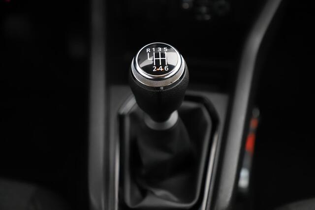 Renault CLIO 1.0 TCe 90 Equilibre Navigatie Airco Cruise Control Carplay Android Rijstrooksensor Parkeersensor