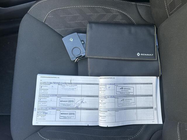 Renault CLIO Estate 0.9 Limited / Navigatie / Lichtmetalen Velgen / 1e Eigenaar / Dealer Onderhouden / Parkeersensoren / Cruise Control / Airco / Trekhaak /