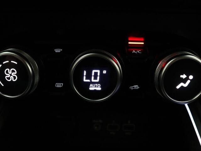 Renault CLIO 1.0 TCe Intens 100pk Cruise | Climate | Carplay | Parkeersens. achter