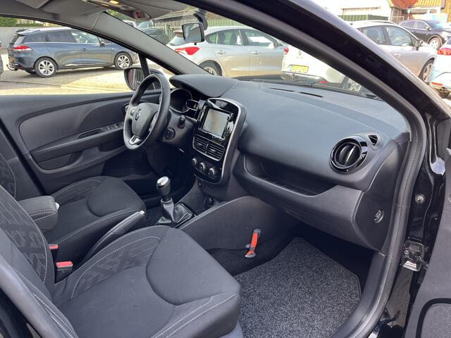 Renault CLIO Estate 0.9 TCe Limited Trekhaak Incl. Beurt