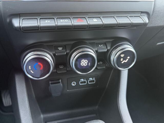 Renault CLIO 1.6 E-Tech Full Hybrid 145 evolution