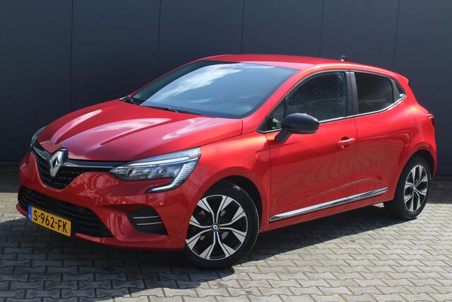 Renault CLIO 1.0 TCe 90 Evolution | incl. 12 maanden garantie | Lane assist | Verkeersbord detectie | Isofix | DAB+ | Navigatie | Parkeersensoren achter | Airco | LED verlichting | 16" LMV |