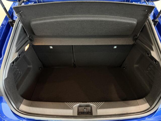 Renault CLIO 1.8 Hybrid 160 Evolution | Van: ¤ 30.623,- nu rijklaar voor: ¤ 29.623,-