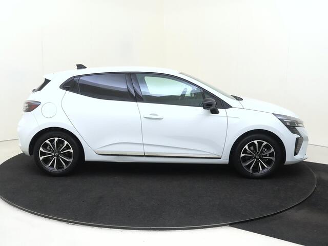 Renault CLIO 1.6 E-Tech Full Hybrid 145 PK techno | Automaat | Navigatie | Airco | Parkeersensoren Voor + Achter | 360 Camera | Stoel & Stuurverwarming |