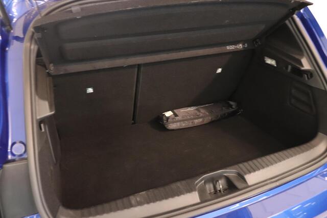 Renault CLIO 1.0 TCe 90 GPF esprit Alpine | BOSE audio | 360° Camera | Winter pakket | 17"lichtmetaal |