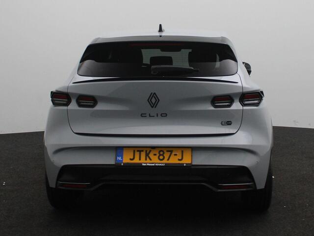Renault CLIO Nieuwe Hybrid 160 esprit Alpine | Demo | Apple carplay & Android auto | 360 graden camera | Voorstoelen verwarmd | Parkeersensoren rondom | Harman kardon audio |