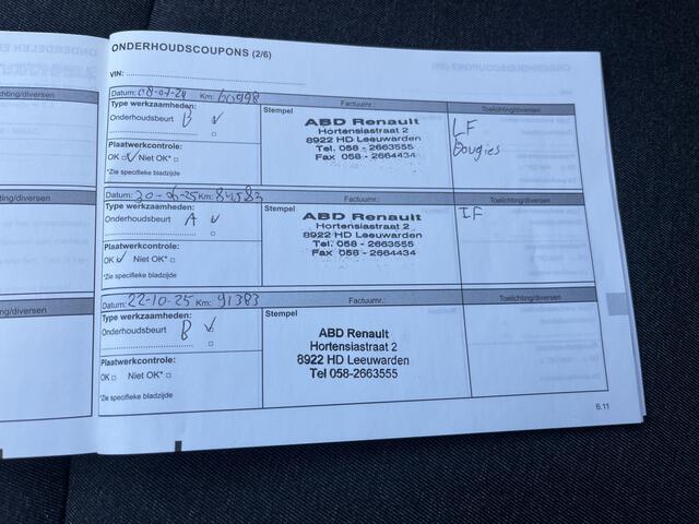 Renault CLIO 1.6 E-Tech Hybrid 140PK Dealer onderhouden / Automaat / AppleCarplay - Android Auto / PDC.Achter / Cruise / Navi / 2e Paasdag open 09.00-17.00 uur