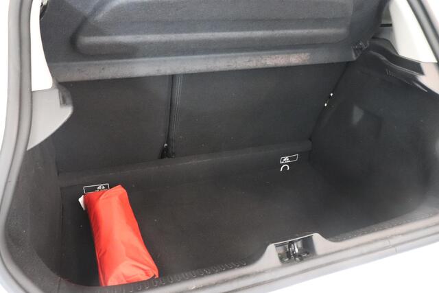 Renault CLIO 0.9 TCe Limited | Airco | Navigatie | Cruise control | Parkeersensor |