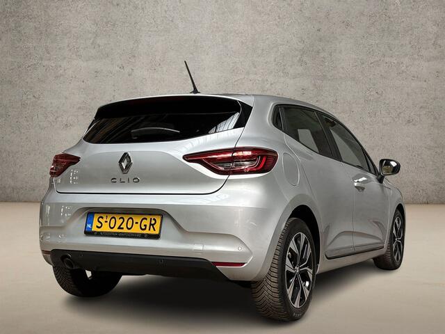 Renault CLIO 1.0 TCe 90 Evolution (APPLE CARPLAY, GROOT NAVI, PARKEERSENSOREN, LM VELGEN, SPORTSTOELEN, CRUISE, NIEUWE APK, NIEUWSTAAT)