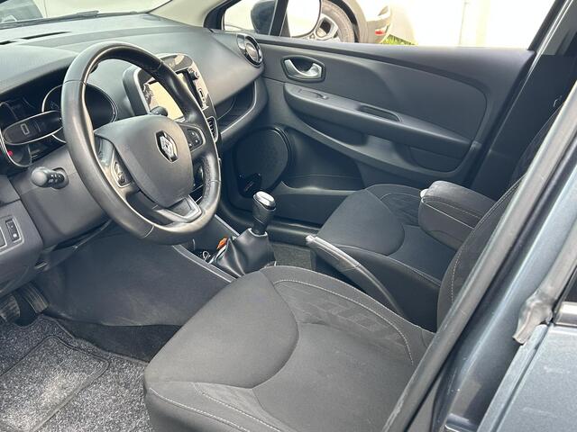 Renault CLIO Estate 0.9 TCe Limited | Historie | Navigatie | Parkeerhulp | Trekhaak