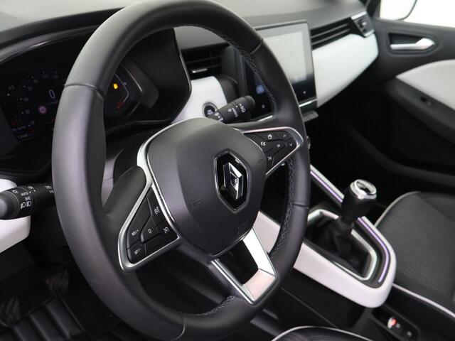 Renault CLIO 1.0 TCe 90 Techno 17 inch velgen Navigatie Clima