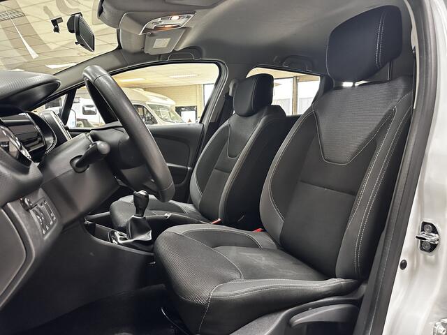 Renault CLIO Estate 0.9 TCe Zen/ Trekhaak/ LED Dagrijverl./ DAB+/ Apple+Android/ Airco/ Navi/ Cruise/ Bluetooth/ Multi.Stuur/ Elek.Pakket/ Isofix/ C.V.Afstand.