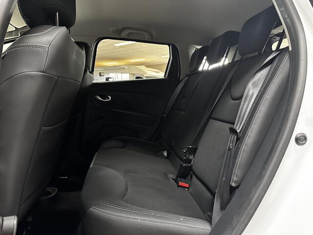 Renault CLIO Estate 0.9 TCe Zen/ Trekhaak/ LED Dagrijverl./ DAB+/ Apple+Android/ Airco/ Navi/ Cruise/ Bluetooth/ Multi.Stuur/ Elek.Pakket/ Isofix/ C.V.Afstand.