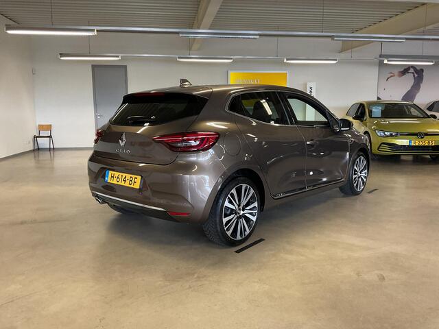 Renault CLIO 1.3 TCe Initiale Paris APPLE CARPLAY ANDROID AUTO / LEDEREN BEKLEDING CLIMATE CONTROLE / CRUISE CONTROLE / NAVIGATIE.