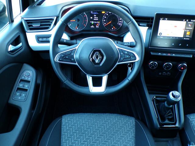 Renault CLIO 1.0 TCe 90 evolution, Carplay + Android Auto / Full LED. / Sensoren / Navigatie / 16'' LMV