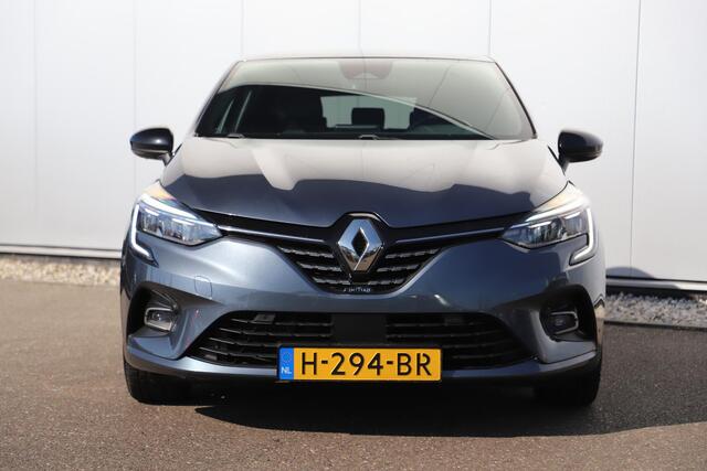 Renault CLIO 1.0 TCe Initiale Paris 101PK Groot Navigatie Achteruitrijcamera Lederen Bekleding 17 inch LMV