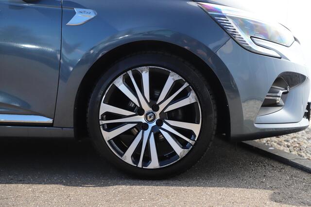 Renault CLIO 1.0 TCe Initiale Paris 101PK Groot Navigatie Achteruitrijcamera Lederen Bekleding 17 inch LMV