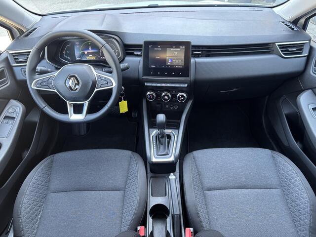 Renault CLIO 1.6 E-Tech Hybrid 140 Zen / Automaat / Apple Carplay/Android Auto / Parkeersensoren Achter / Led / DAB / Lane Assist /