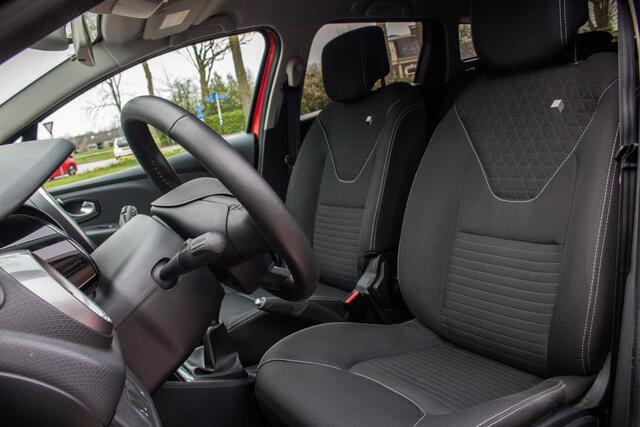 Renault CLIO TCe 90 Limited | Trekhaak | Navigatie