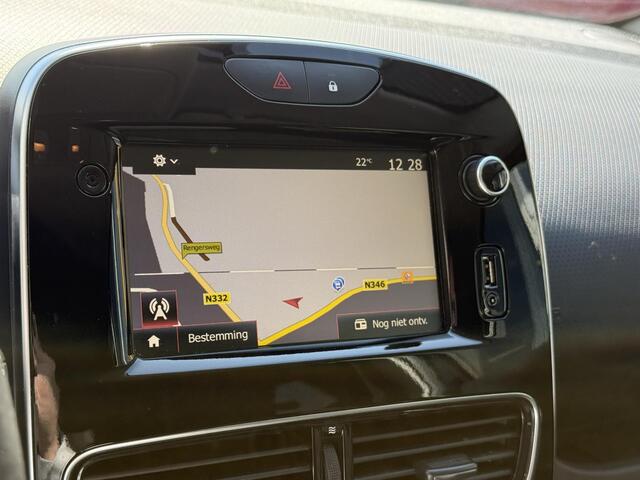 Renault CLIO Estate 0.9 TCe Limited | NAP | Navigatie | DAB | Parkeersensoren | Cruise Control | Airco | Key-less |