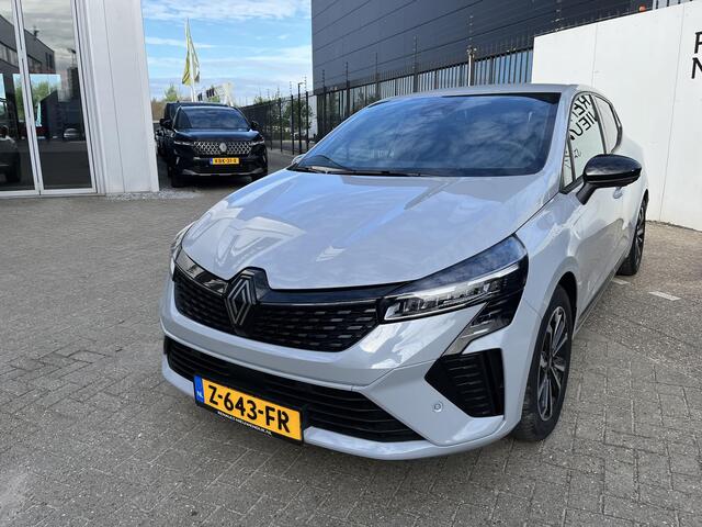 Renault CLIO 1.6 E-Tech Full Hybrid 145 techno / CAMERA 360 / TREKHAAK / PARKEERSENSOREN VOOR EM ACHTER /CROSS CLIMATE ALL SEASON BANDEN