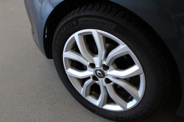 Renault CLIO Estate 1.2 TCe Intens | TREKHAAK | PDC-V/A | CAMERA | CLIMA | NAVIGATIE | 16'LMV | CRUISE | KEYLESS |