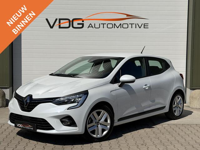 Renault CLIO 1.6 E-Tech Hybrid 140 Business Zen / Airco / Stoelverwarming / Navigatie / Sensoren V+A / Carplay / Cruise Controle