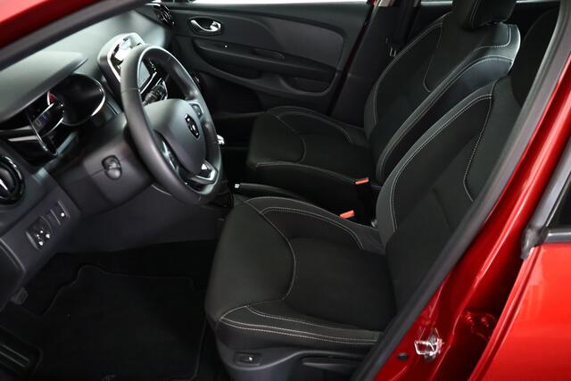 Renault CLIO 0.9 TCe Limited / Lichtmetaal / Navi / 4S band / Airco